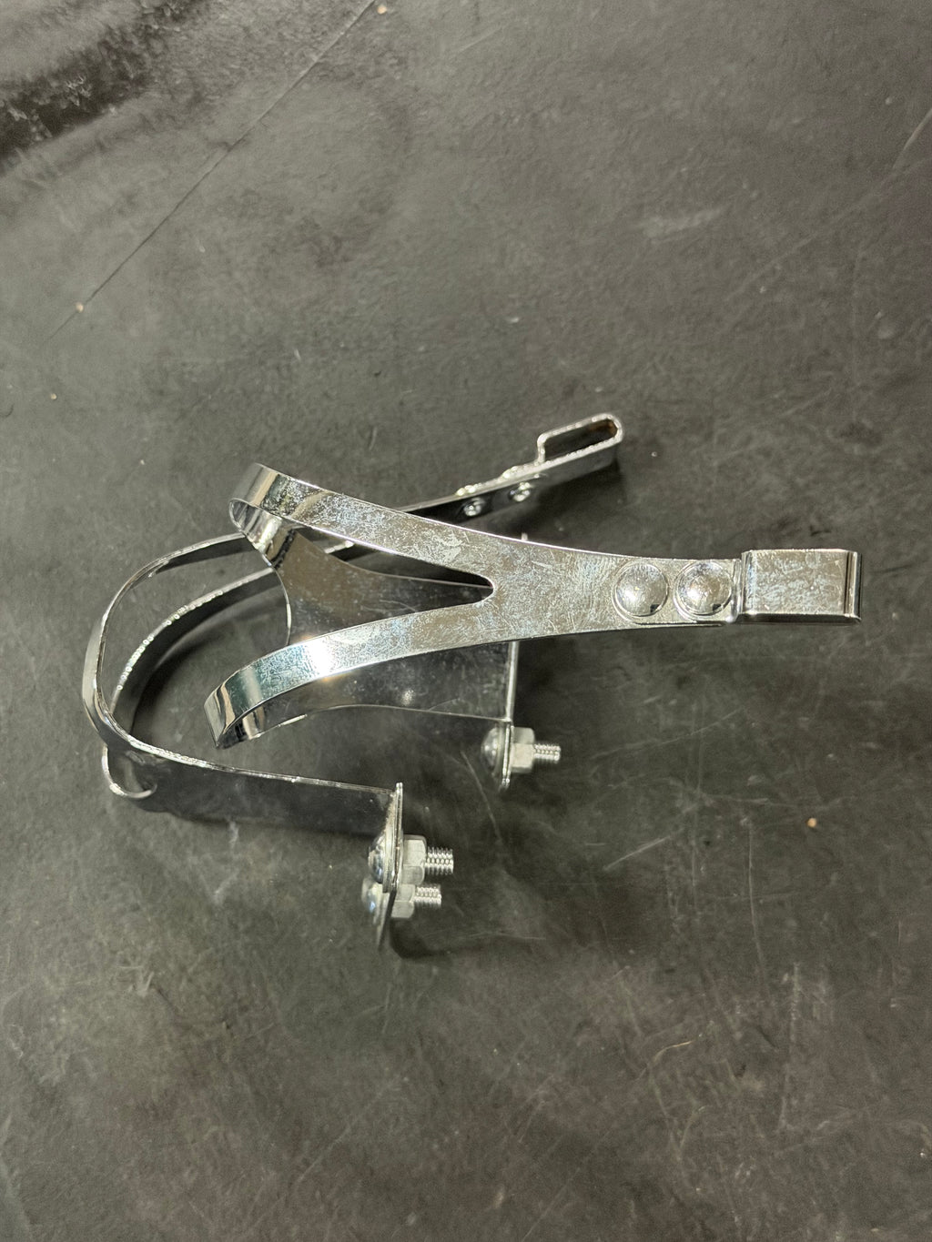 Metal Toe Clips Medium