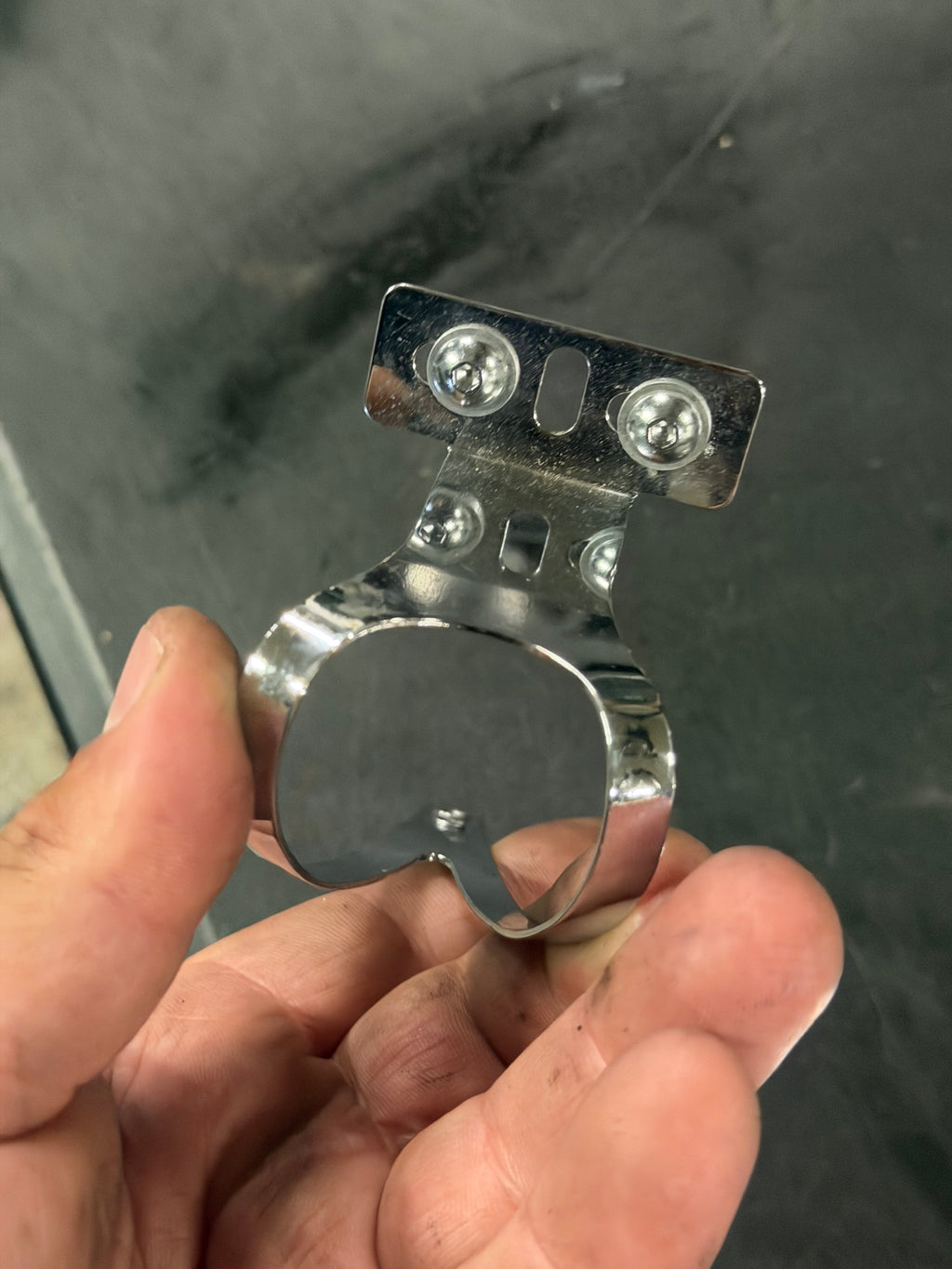 Metal Toe Clips Medium