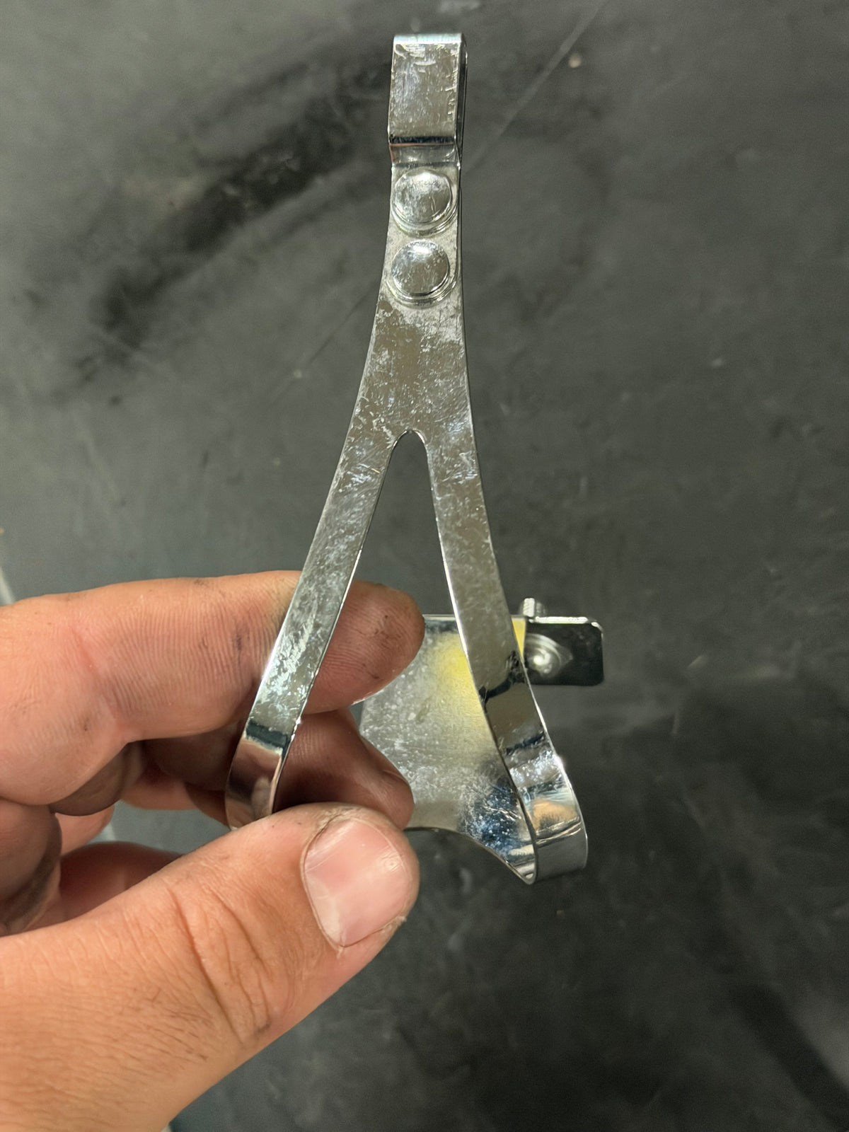 Metal Toe Clips Medium
