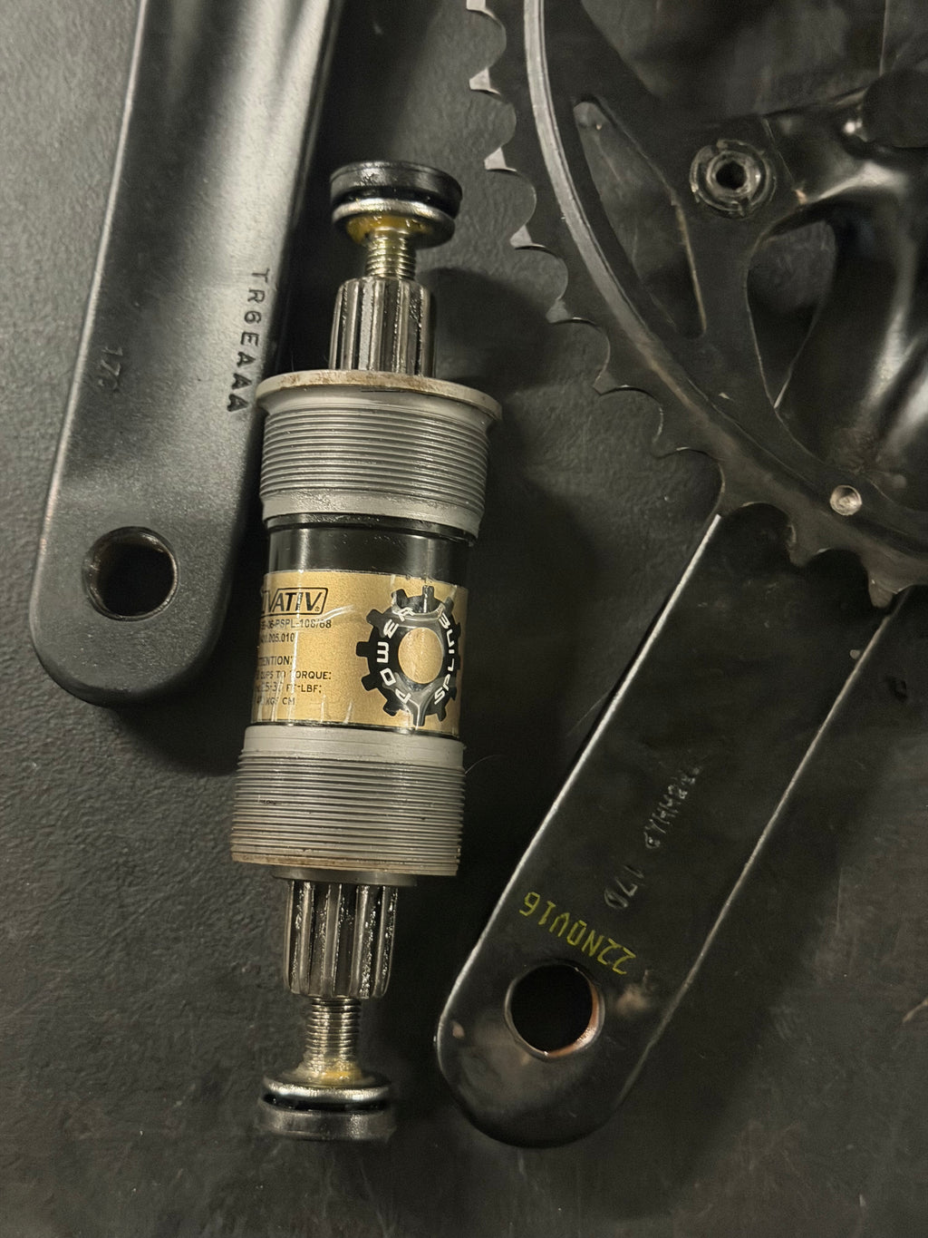 Truvativ Single Speed Crankset 170mm with BSA Bottom Bracket