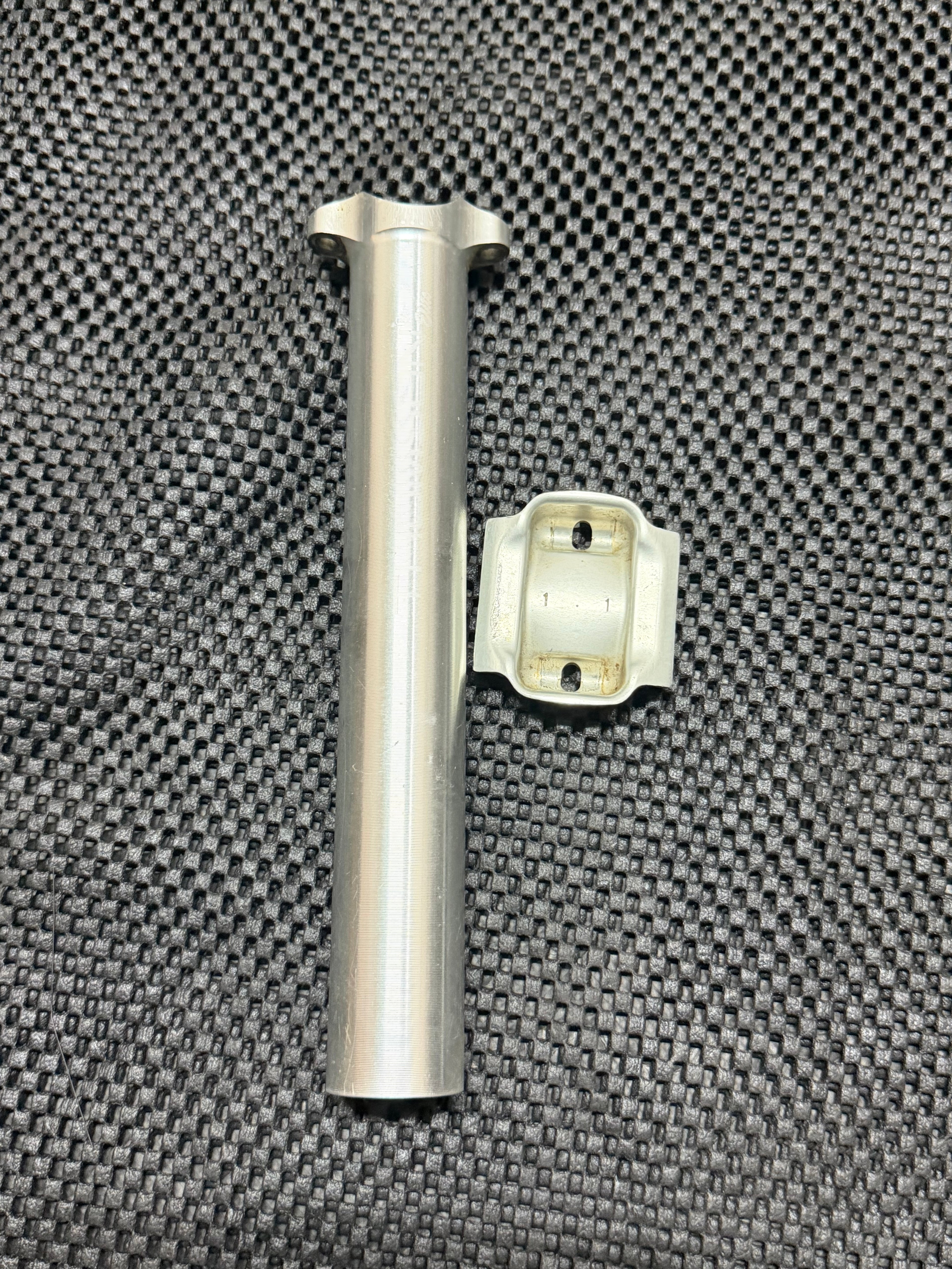 Thomson 31.6 Missing Base and Bolts 23cm