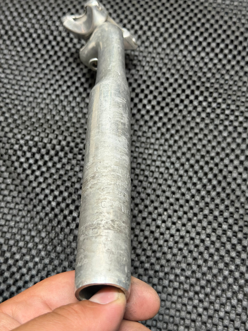Vintage Aero Seatpost 27.2