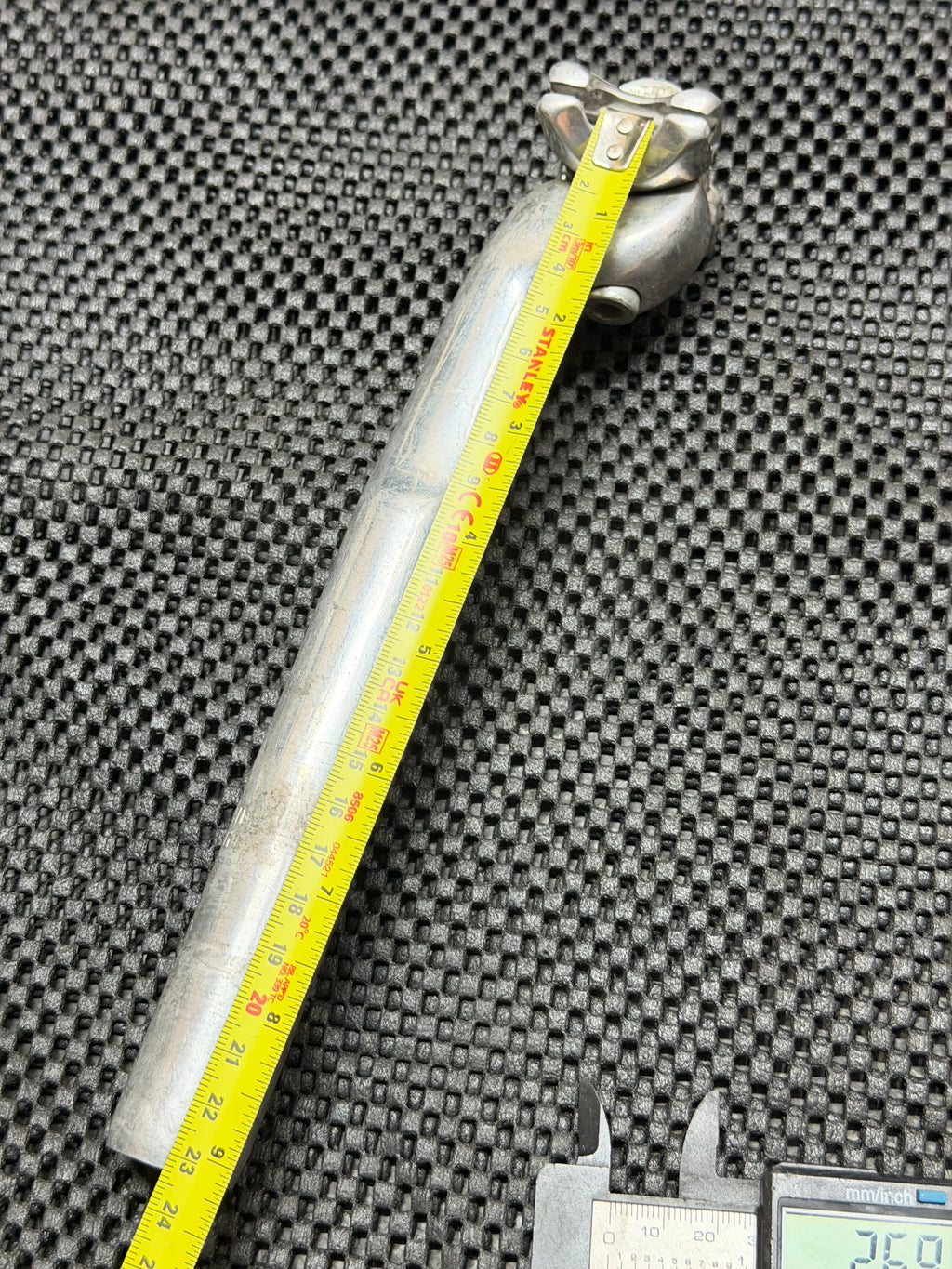 Vintage Aero Seatpost 27.2