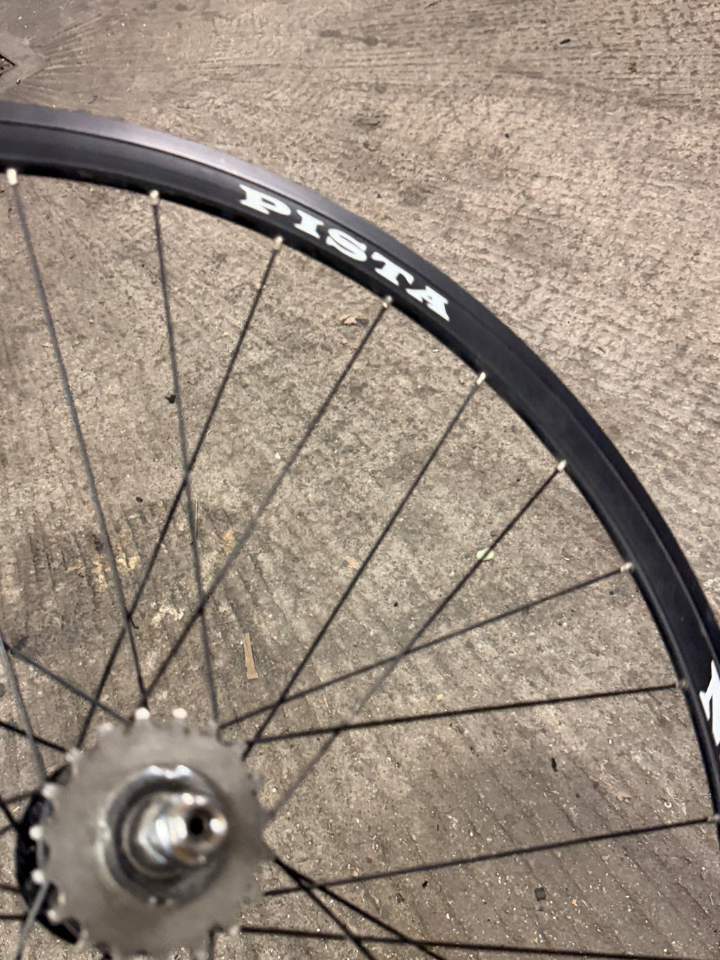Navigator Pista Single Speed Track Wheelset 700c by Navigator at Miclo Bikes - image 2