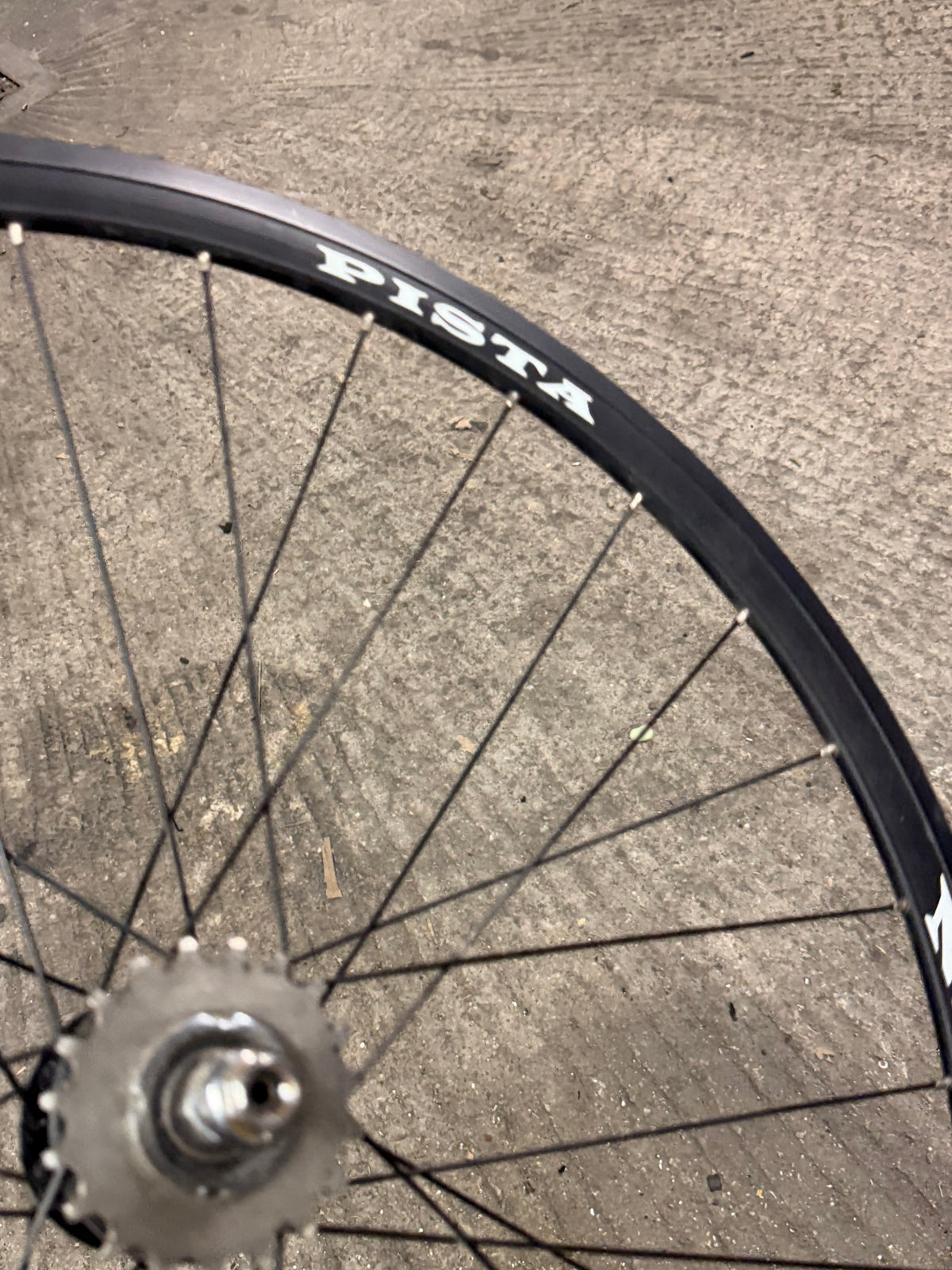 Navigator Pista Single Speed Track Wheelset 700c by Navigator at Miclo Bikes - image 2