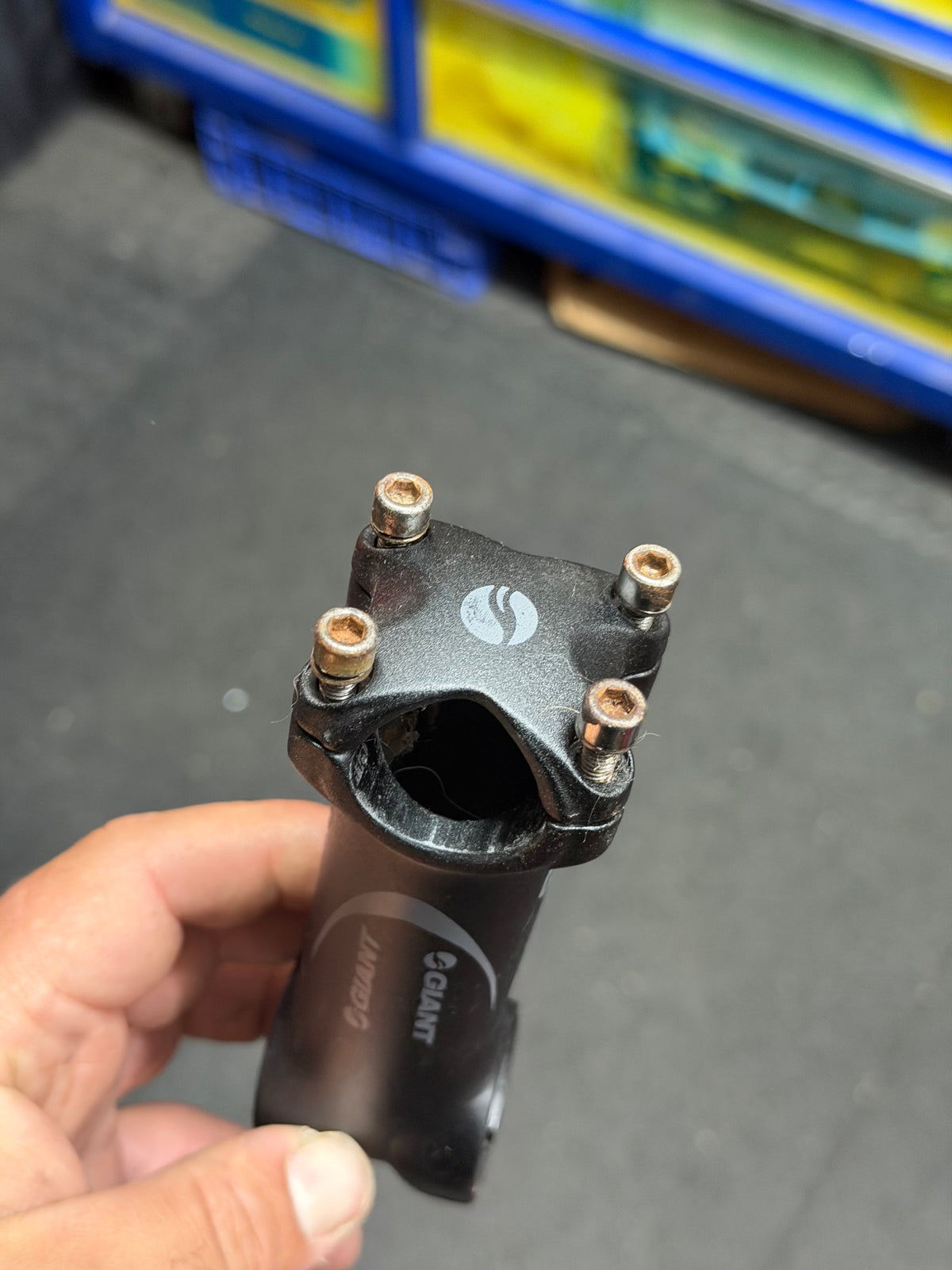 Giant Stem 110mm 26mm Clamp by Giant at Miclo Bikes - image 2