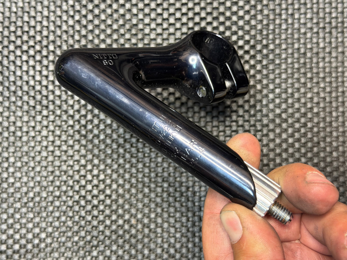Nitto 80 Jaguar Quil Stem Black