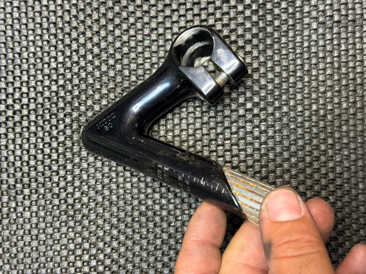 nitto 80 Jaguar Quil Stem Black