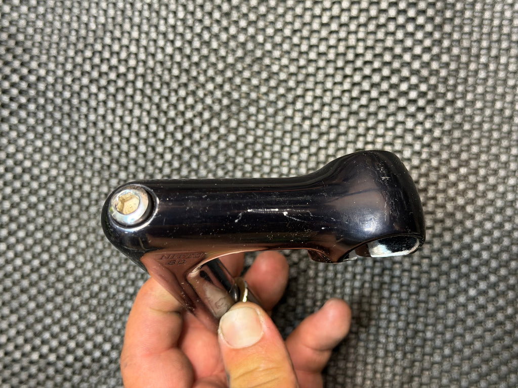 nitto 80 Jaguar Quil Stem Black