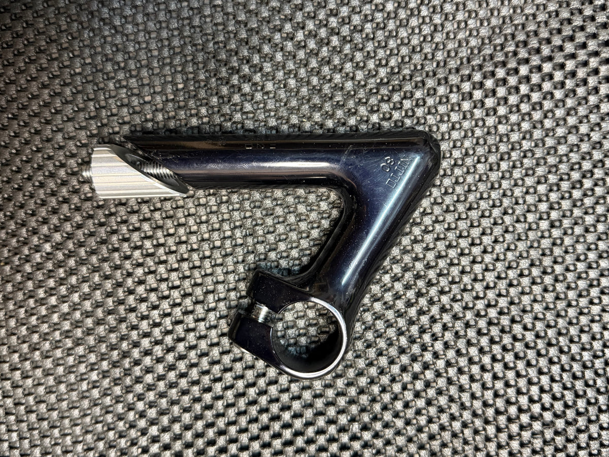 Nitto 80 Jaguar Quil Stem Black