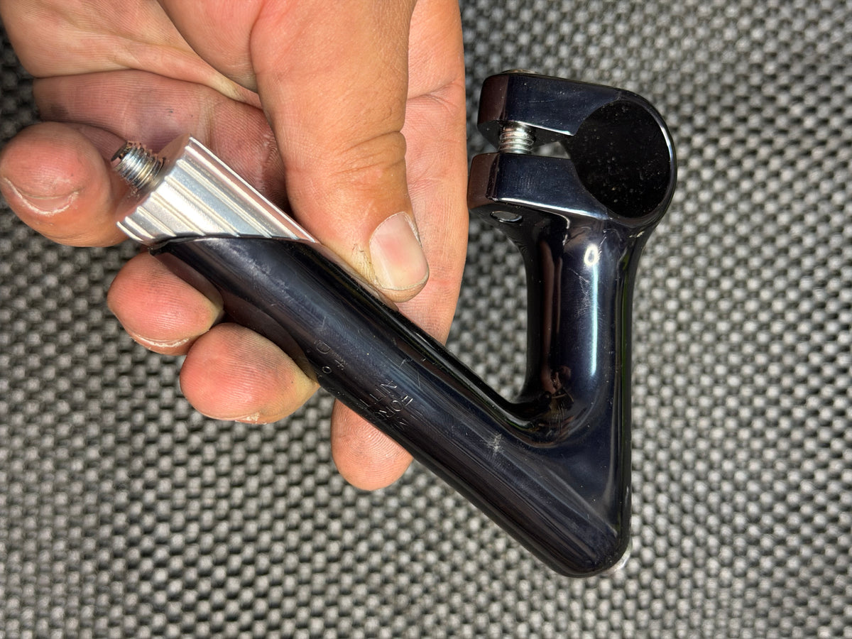 Nitto 80 Jaguar Quil Stem Black
