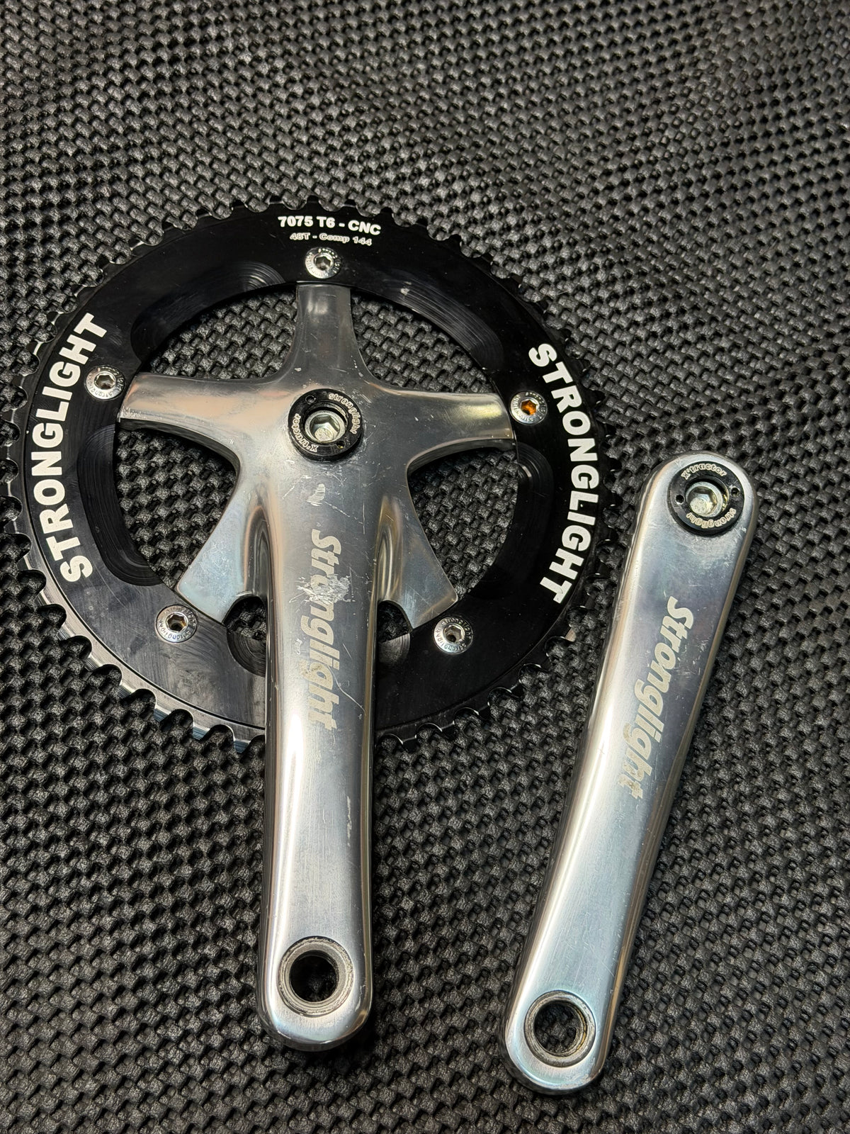 Stronlight Crankset 165mm  144bcd 48t Small Damaga