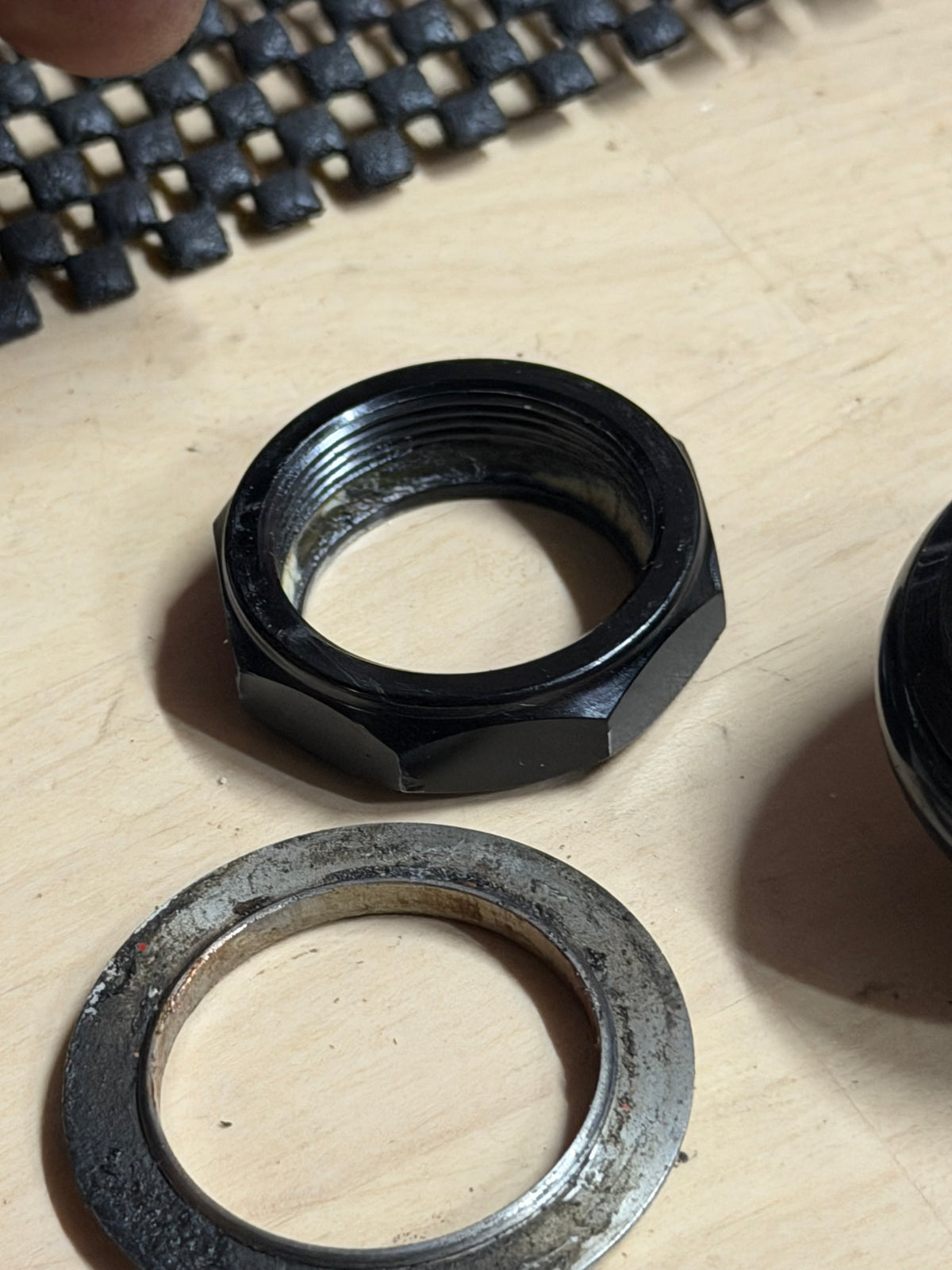 Chris King 1" Threaded Headset by Chris King at Miclo Bikes - image 10