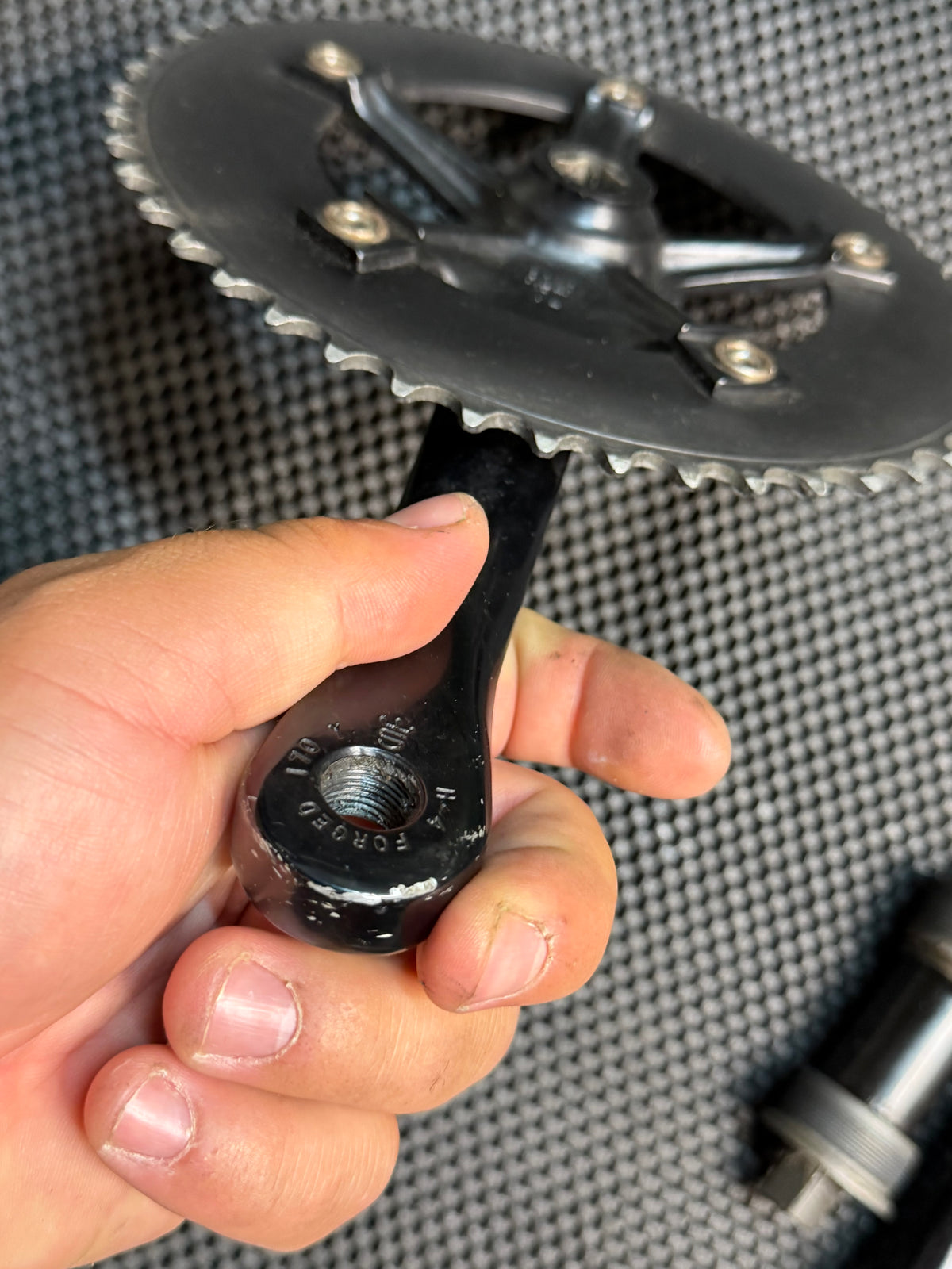 Sugino Messenger Crankset 170mm Track 130bcd 48t