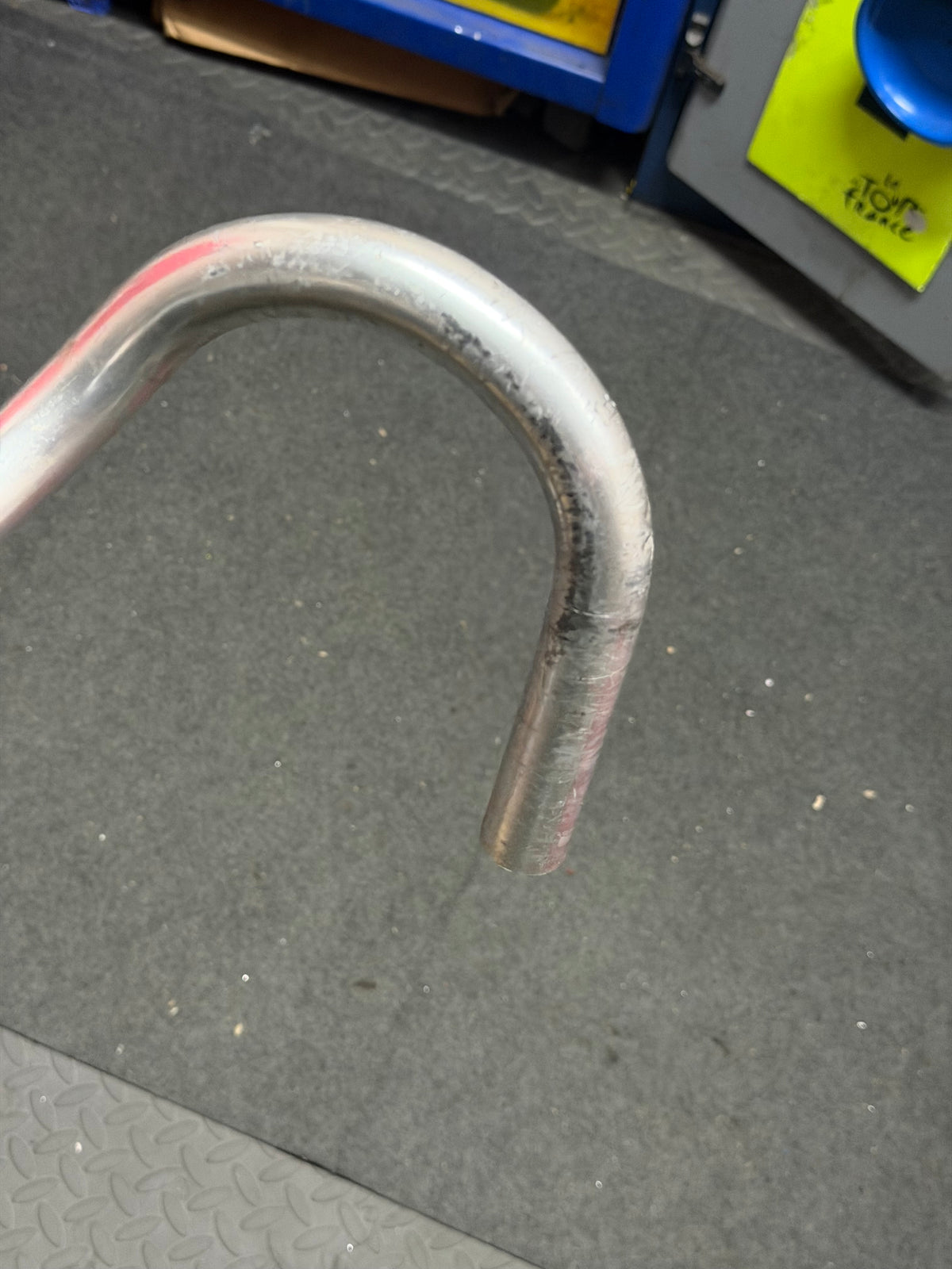 Cinelli Drop Handlebars 40cm 26.2mm Clamp by Cinelli at Miclo Bikes - image 7