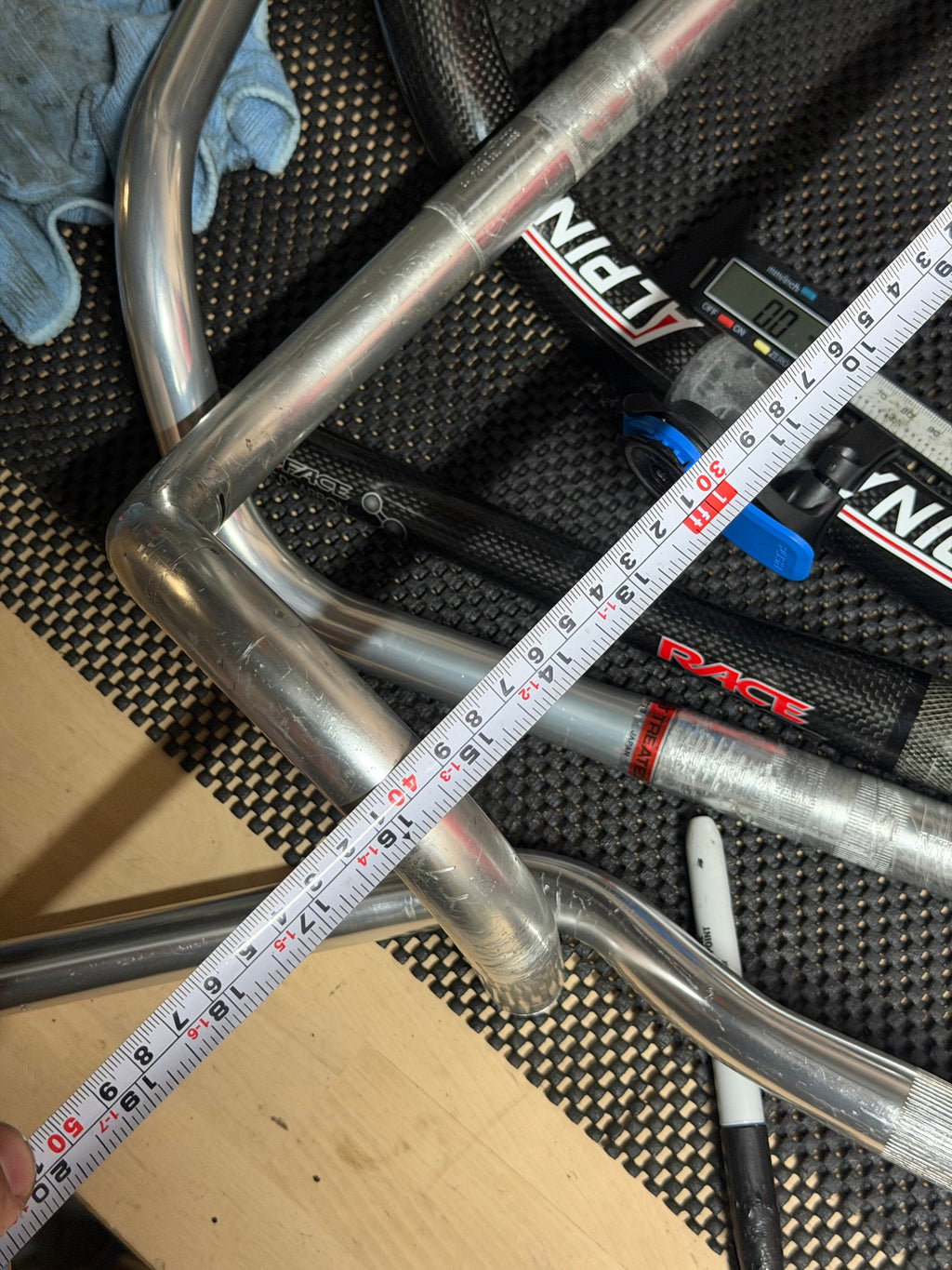 Cinelli Drop Handlebars 40cm 26.2mm Clamp by Cinelli at Miclo Bikes - image 11