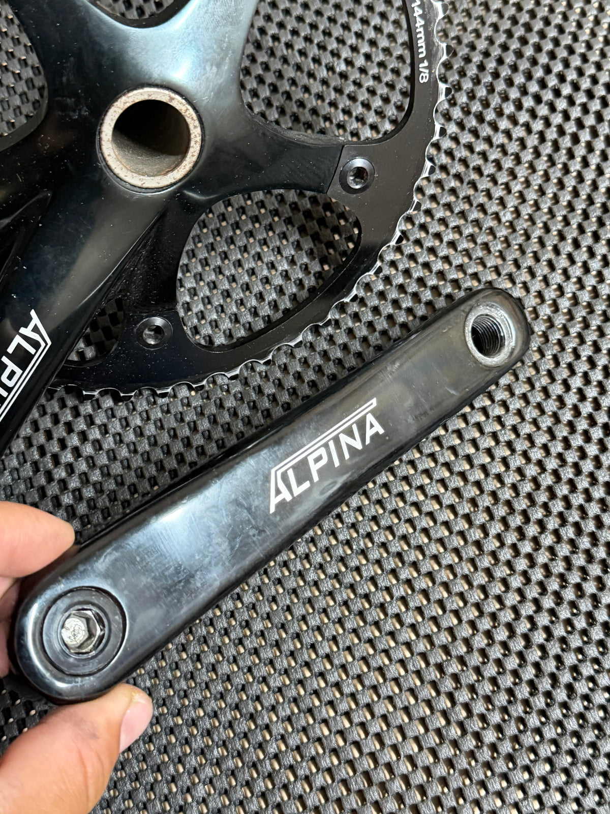 Alpina Track Crankset 165mm 144bcd