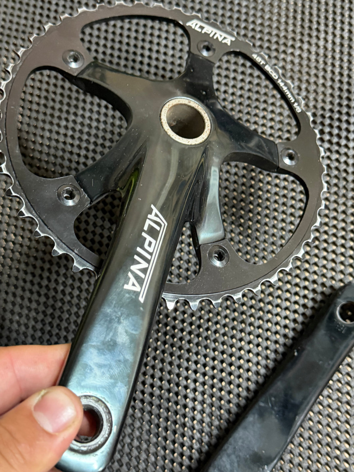 Alpina Track Crankset 165mm 144bcd
