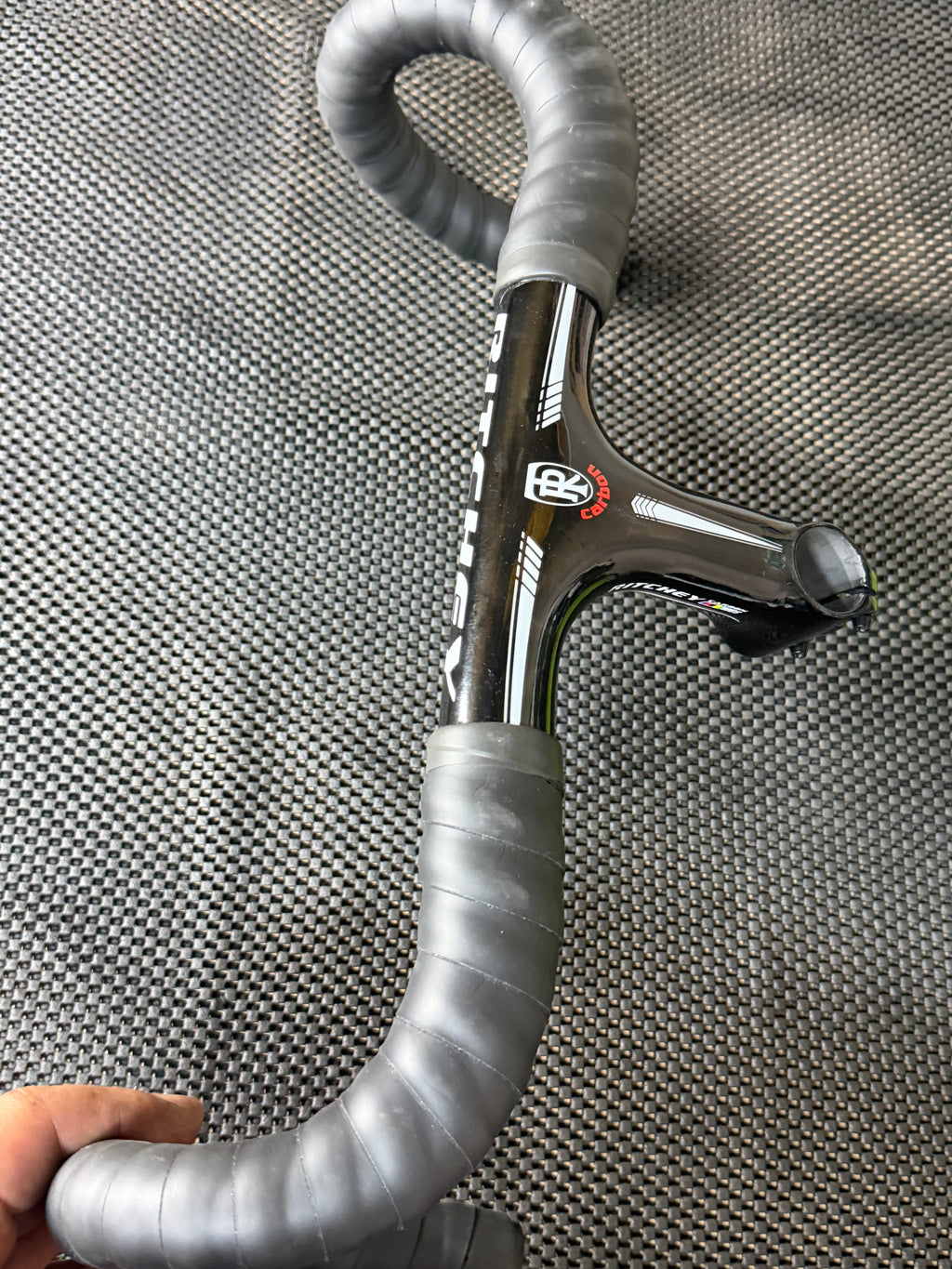 Ritchey MonoCurve Carbon integrated carbon bar and stem