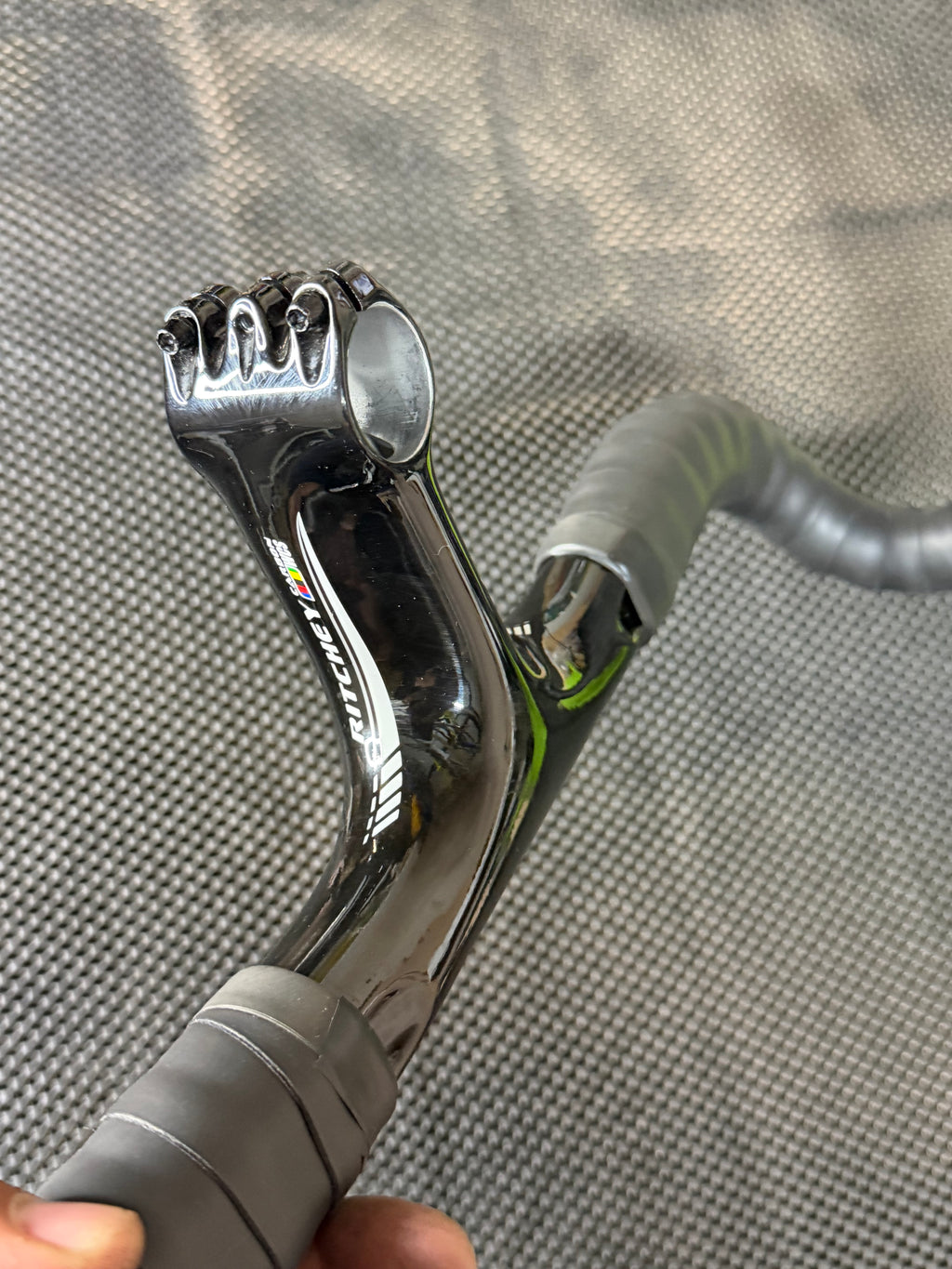 Ritchey MonoCurve Carbon integrated carbon bar and stem