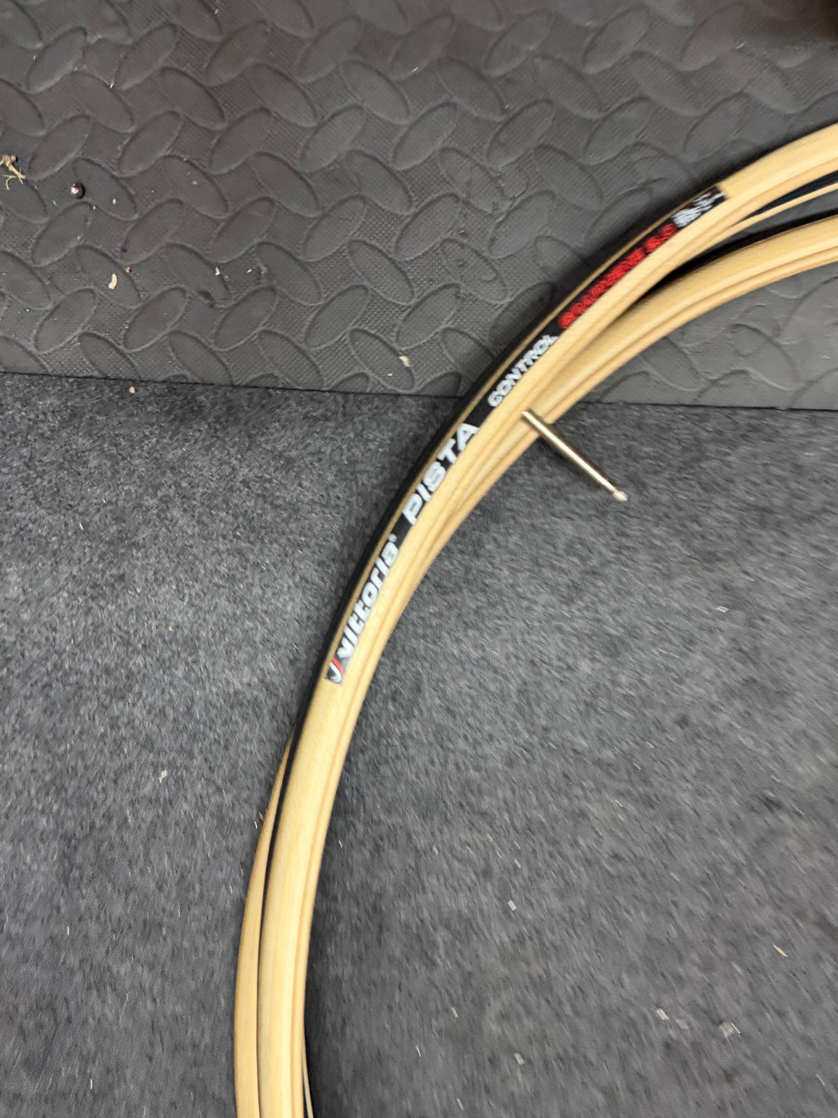 Pair Vittoria Pista Control Graphene 2.0 Tubular Tyre 700x23c