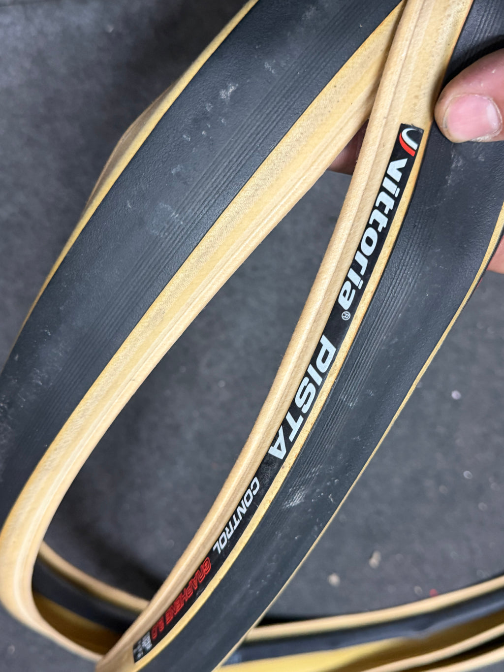 Pair Vittoria Pista Control Graphene 2.0 Tubular Tyre 700x23c