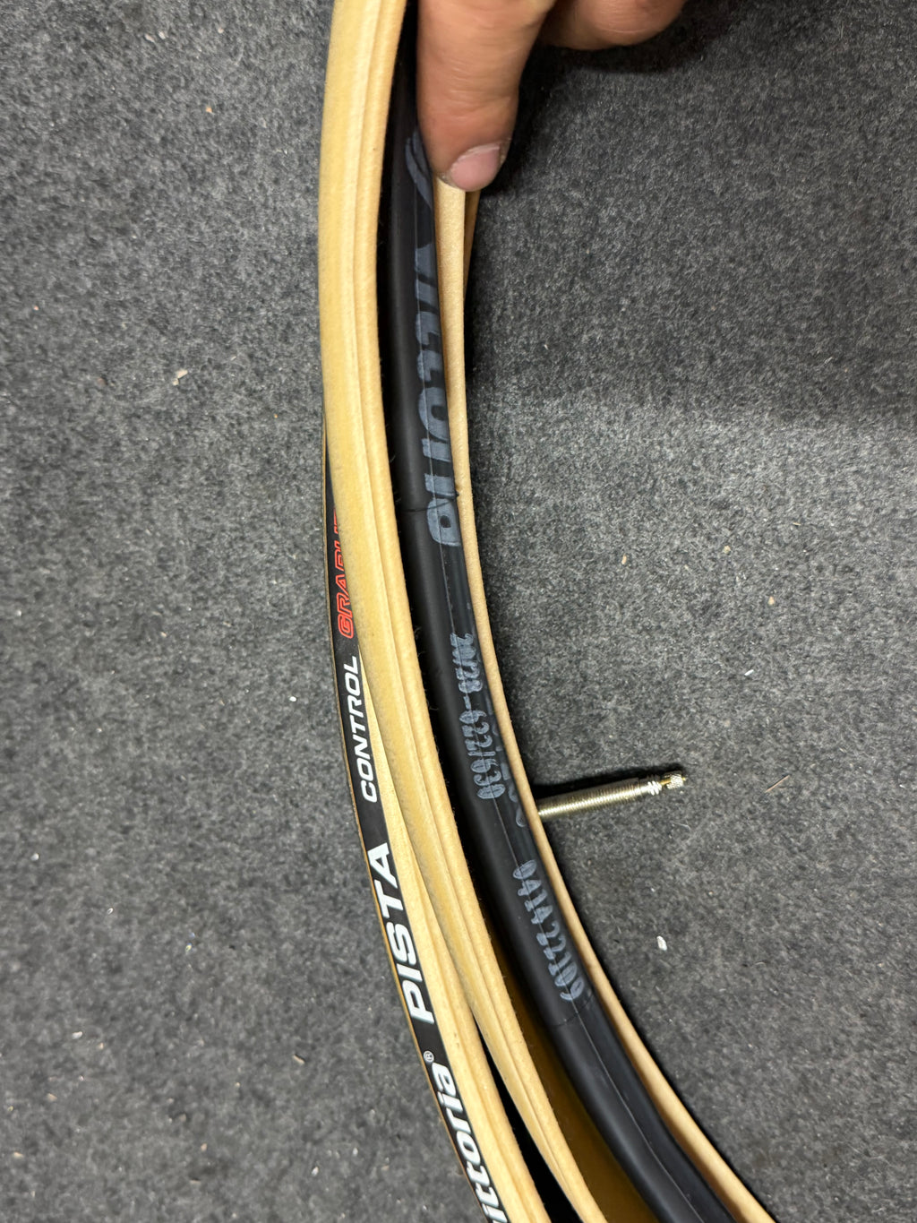 Pair Vittoria Pista Control Graphene 2.0 Tubular Tyre 700x23c