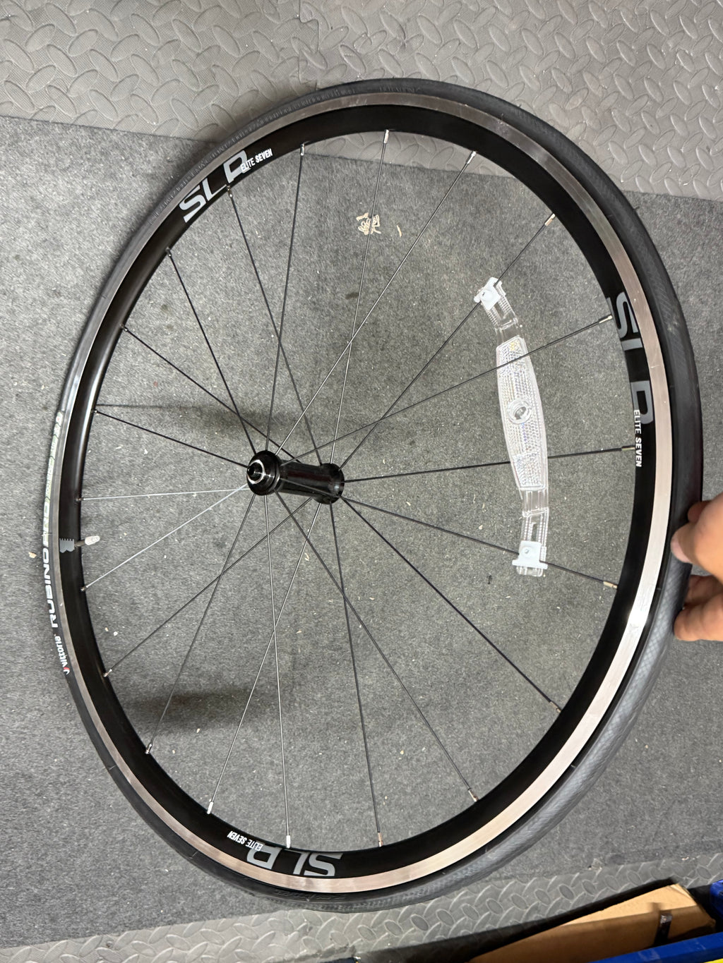 Giant SLR Aluminium Front Wheel 700c Clincher – Unused