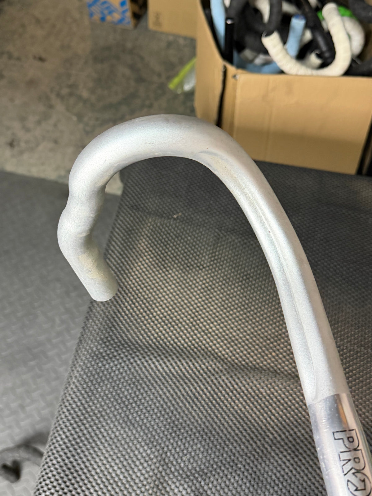 Modolo Q-even Quil Stem and Pro Handlebars