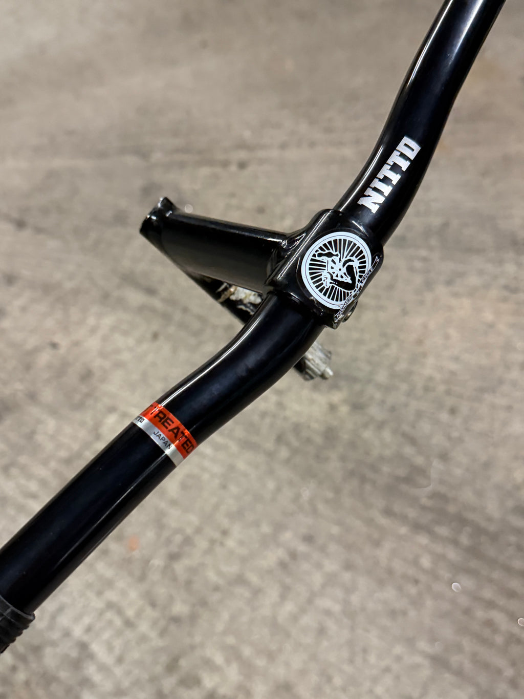 Nitto For Shred Handlebars 65cm 25.4mm with Soyo Grips & Quill Stem
