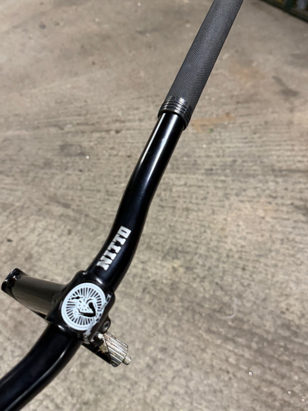 Nitto For Shred Handlebars 65cm 25.4mm with Soyo Grips & Quill Stem