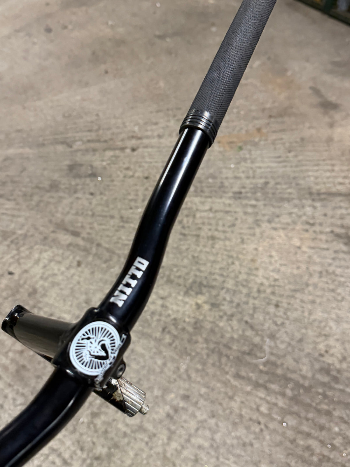Nitto For Shred Handlebars 65cm 25.4mm with Soyo Grips & Quill Stem