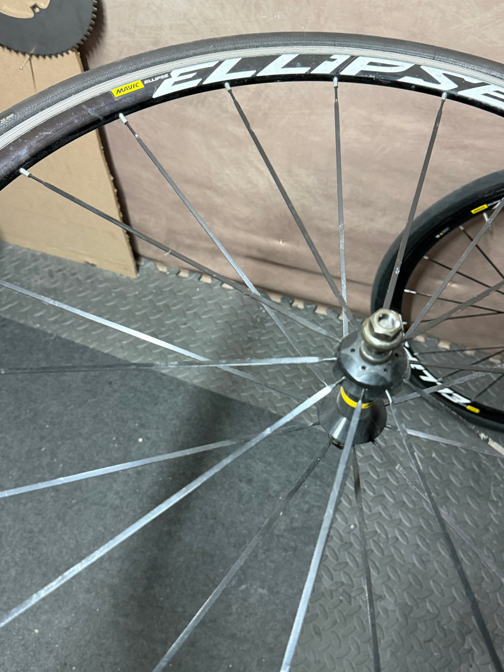 Mavic Ellipse Track Wheelset 700c Clincher Fixed Gear