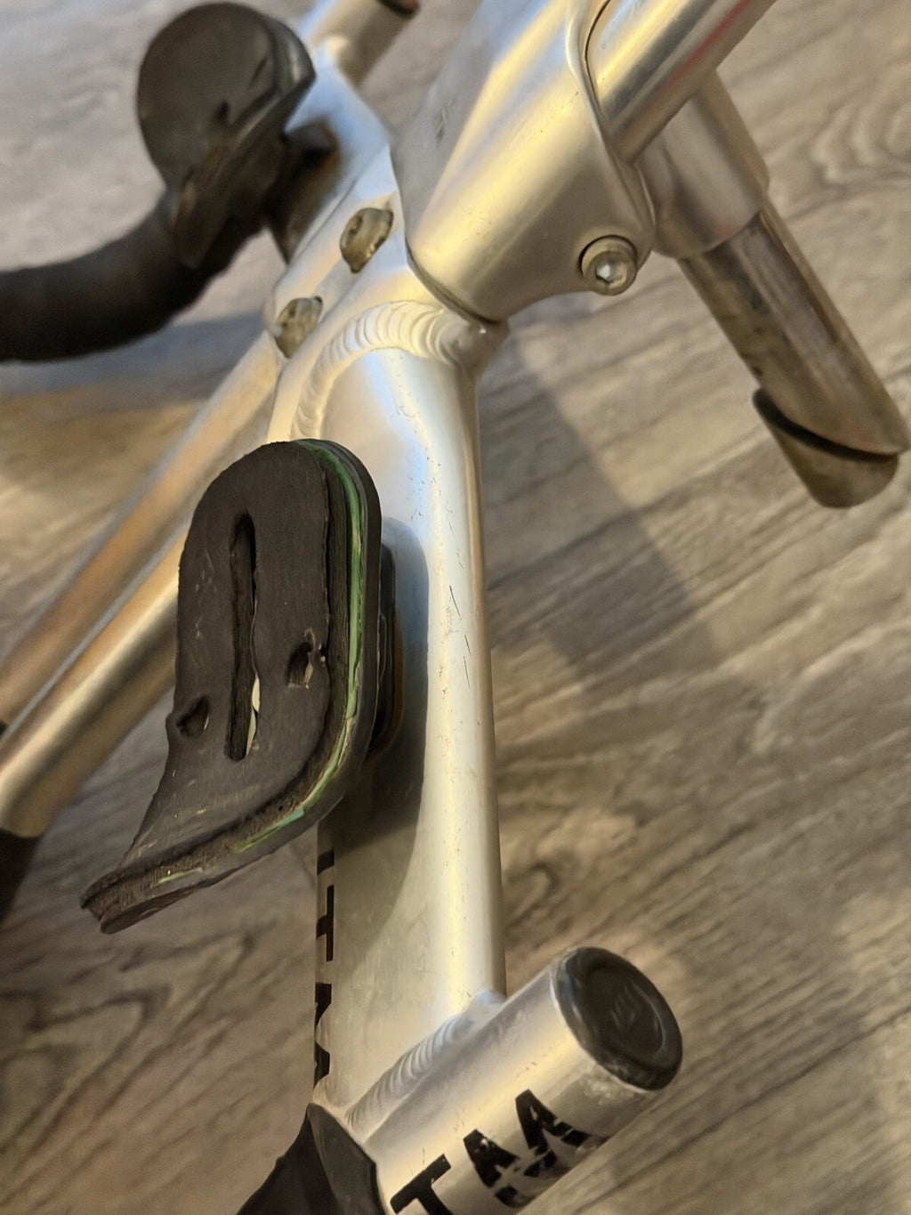 Rare Itm Dual Road Track Tt Handlebars Set