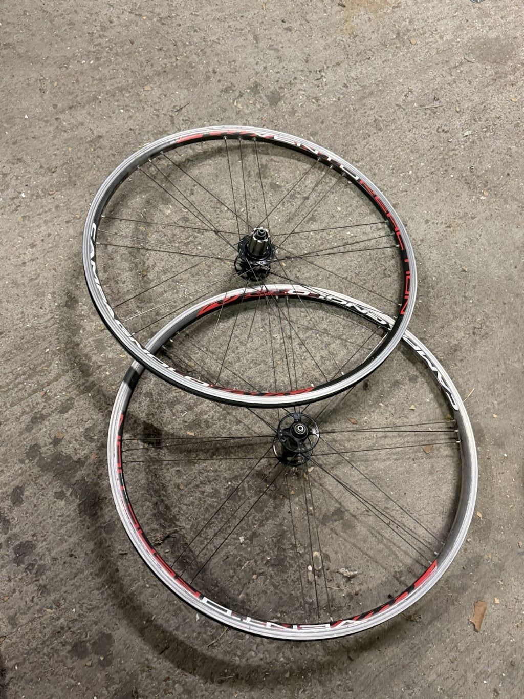 Campagnolo Vento Reaction Clincher Road Wheelset
