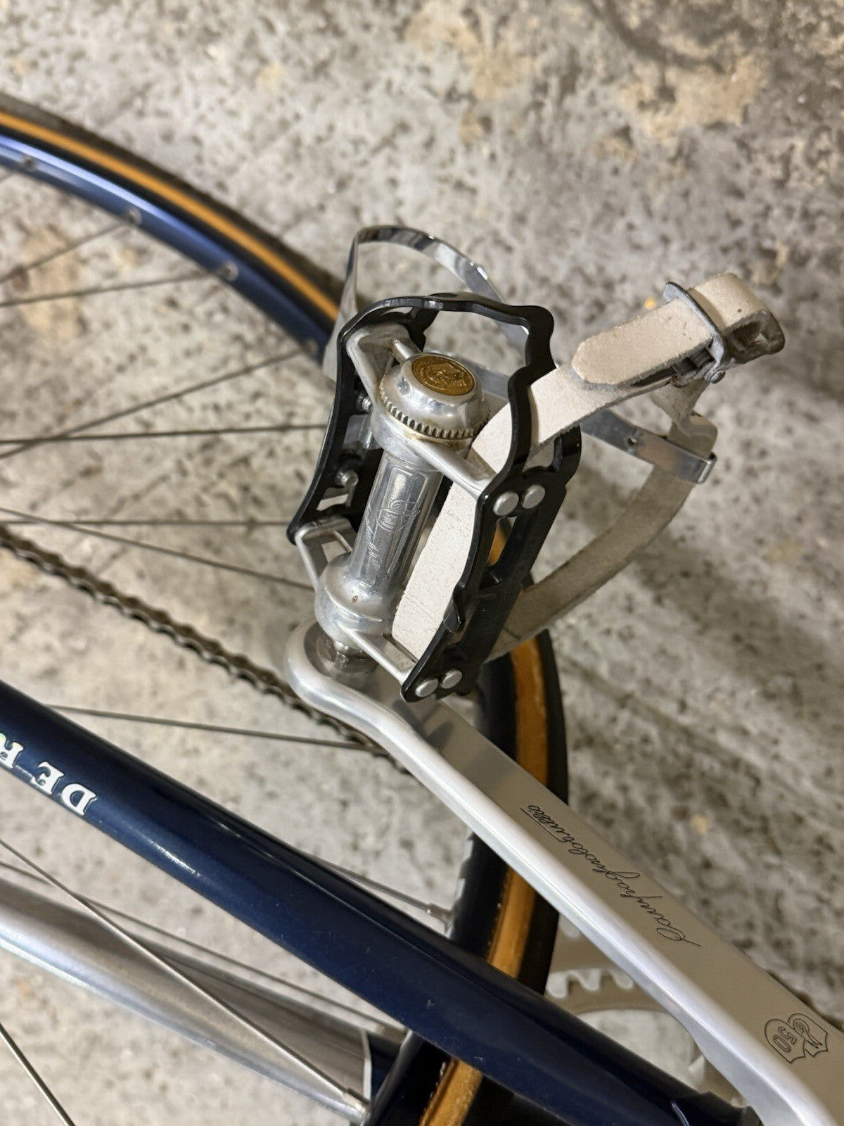 De Rosa Vintage Road Bike Campagnolo 50th Anniversary Groupset Size Medium - product photo 9 | Miclo Bikes