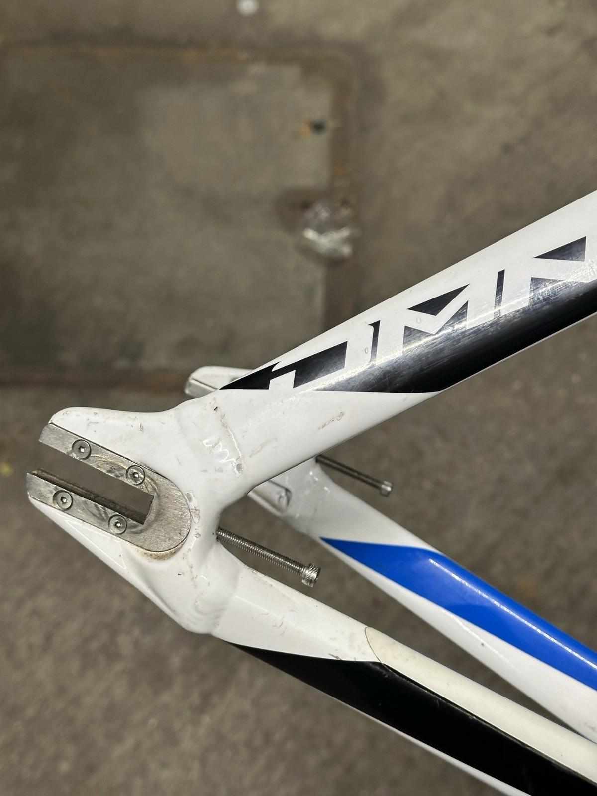 Giant Omnium Track Frameset Fixed Gear Pista  Size M Missing Saddle Base Clamp