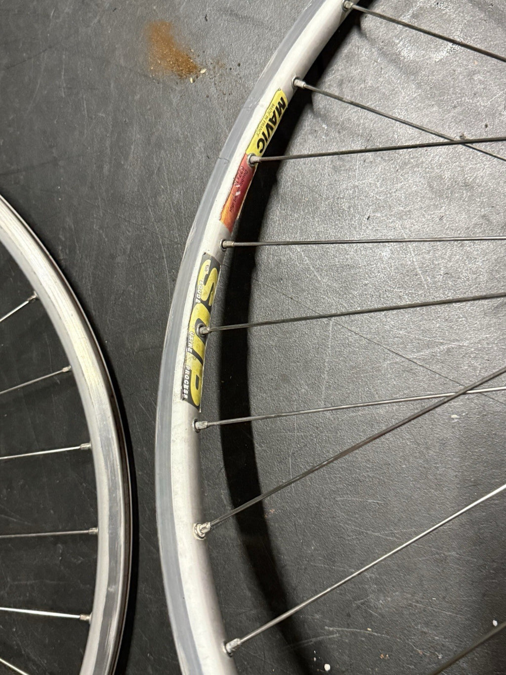 Vintage Campgnolo Clincher Wheelset Mavic Rims 8speed - view 9