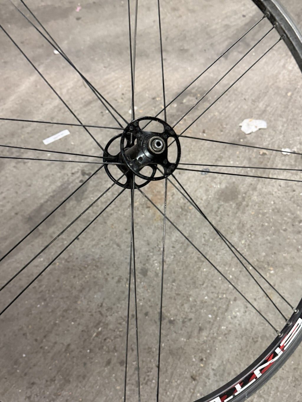 Campagnolo Vento Reaction Clincher Road Wheelset