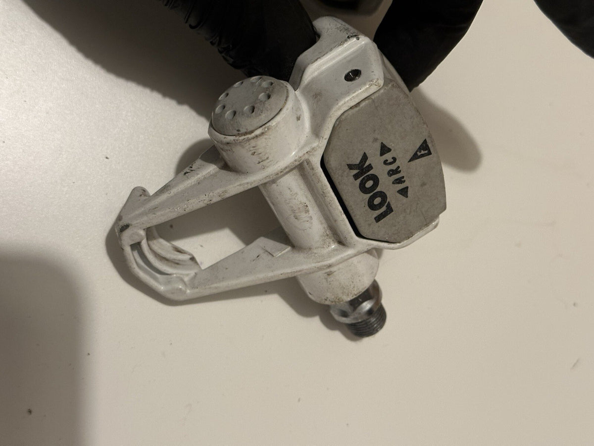 Vintage Look Arc Pedals