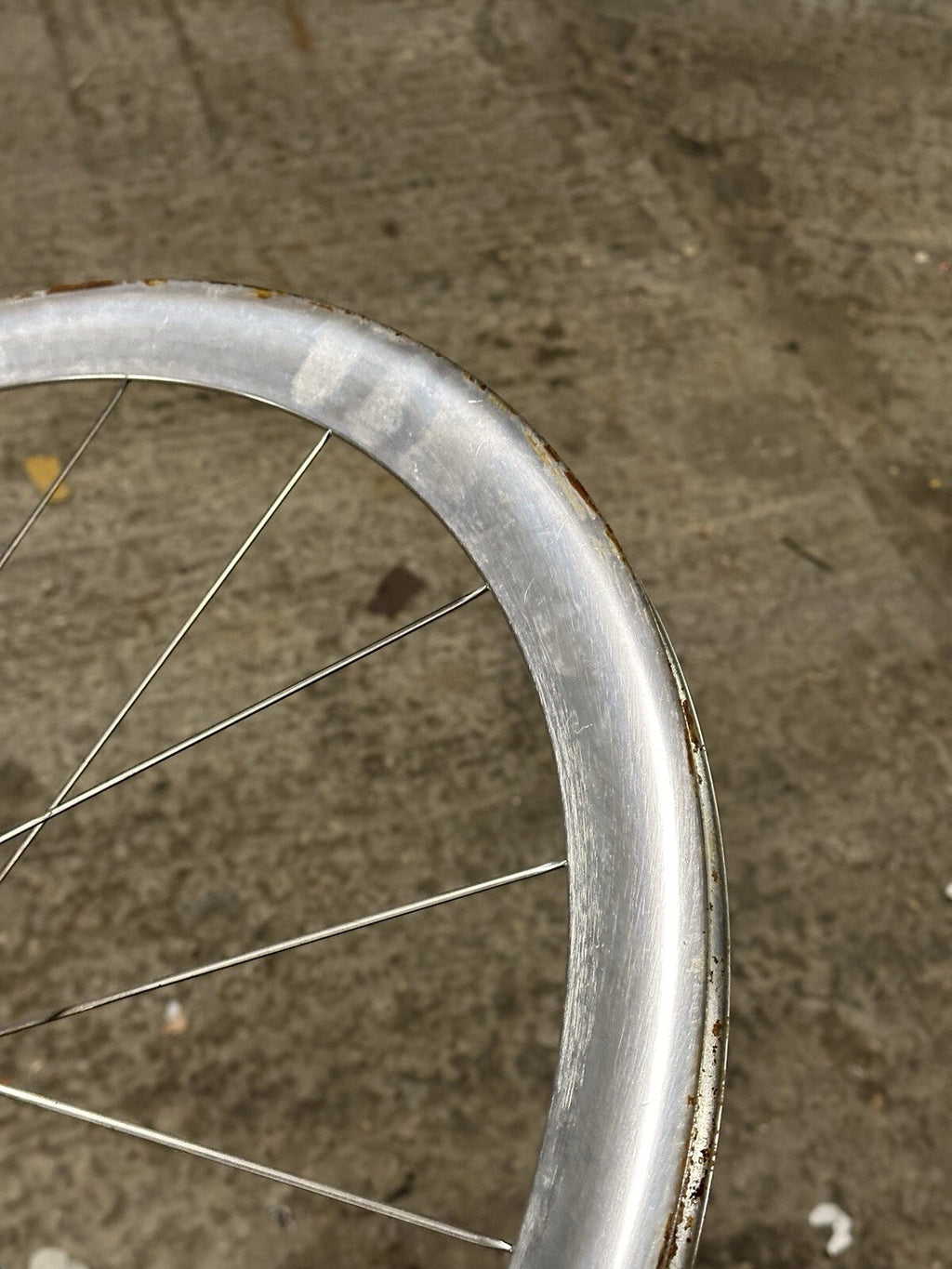 Campagnolo Shamal 1st Gen Front Wheel 650c – Vintage