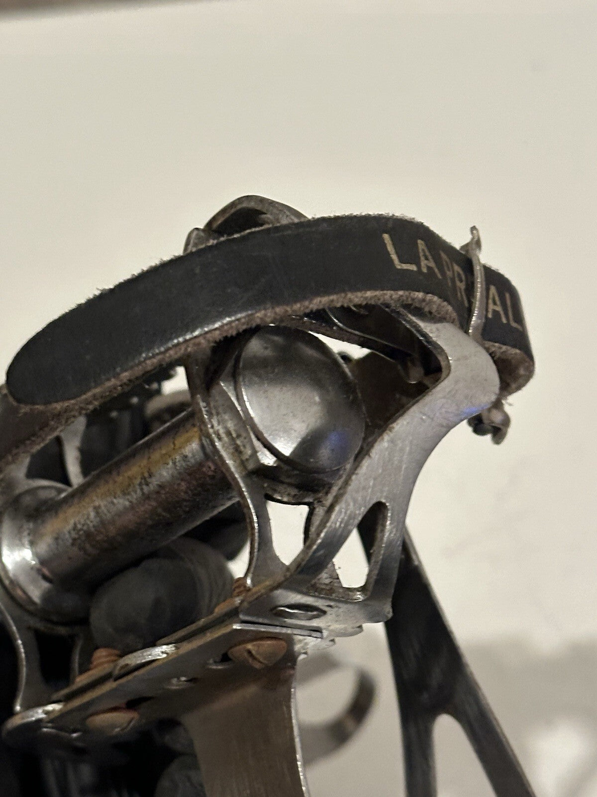 Vintage Bike Pedals And Cages Tour De France - product photo 9 | Miclo Bikes