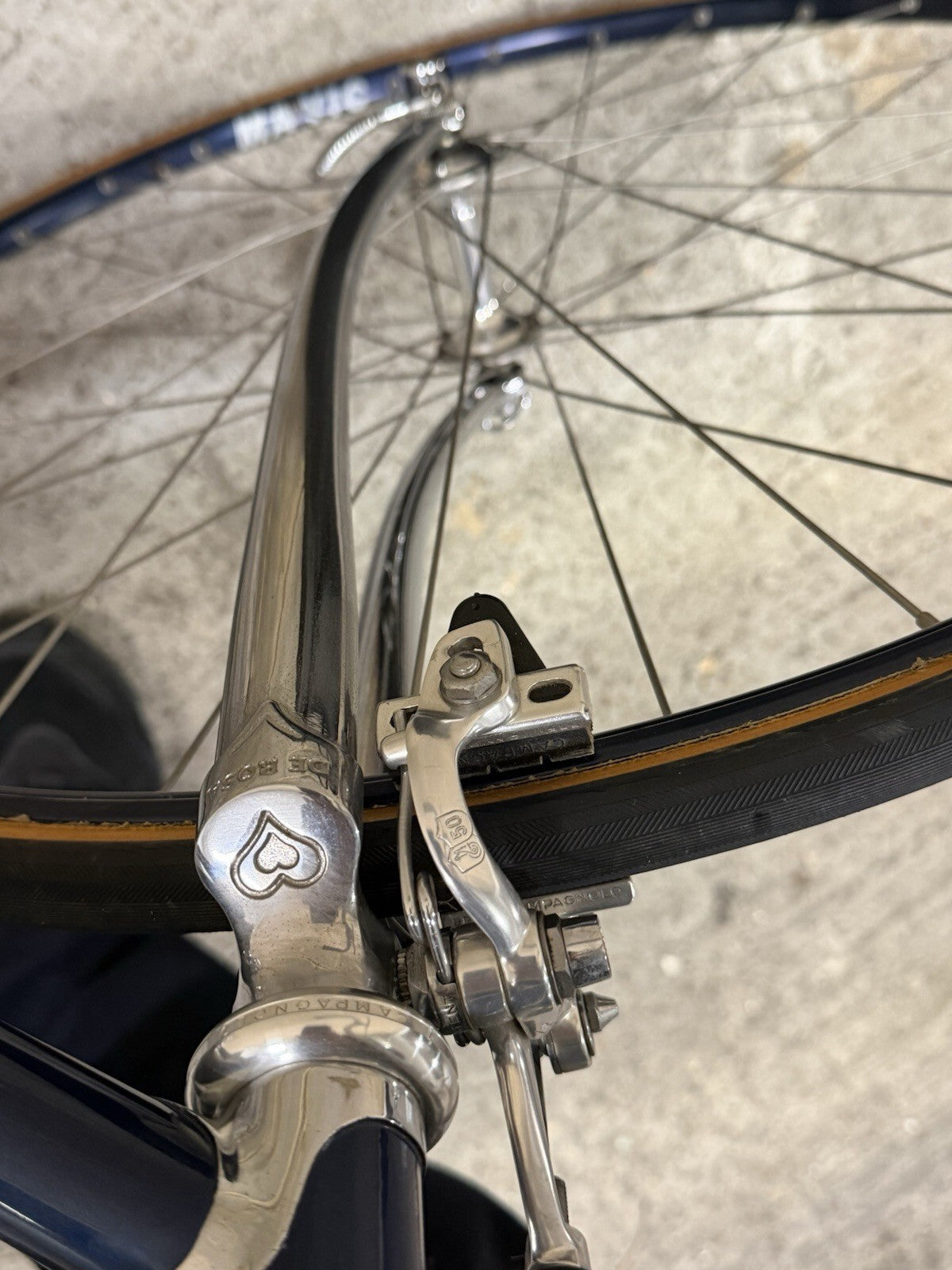 De Rosa Vintage Road Bike Campagnolo 50th Anniversary Groupset Size Medium - product photo 12 | Miclo Bikes